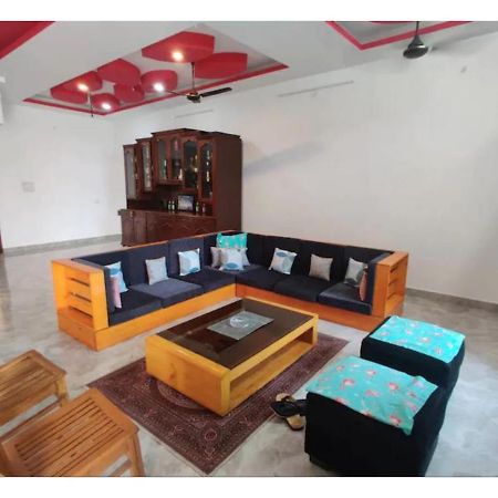 Casablanca 5Bhk Villa เดห์ราดุน ภายนอก รูปภาพ